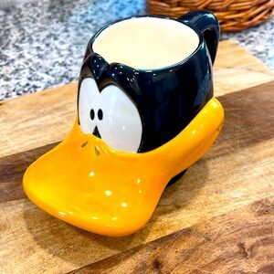 1995 Daffy Duck coffee mug